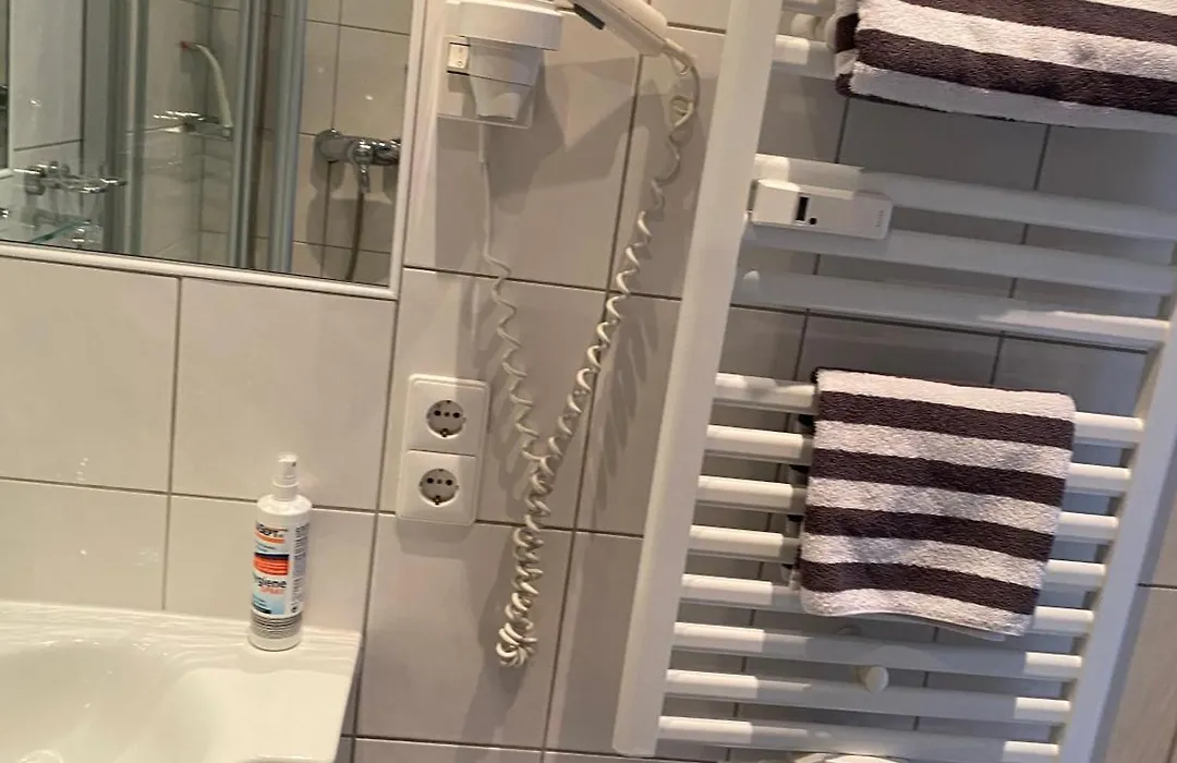 Haus Bielefeld Zimmer 30a-1